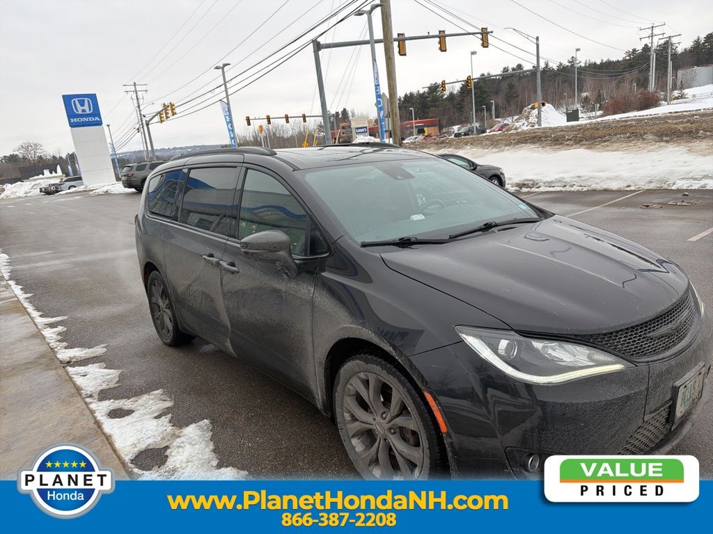 2020 Chrysler Pacifica Limited FWD