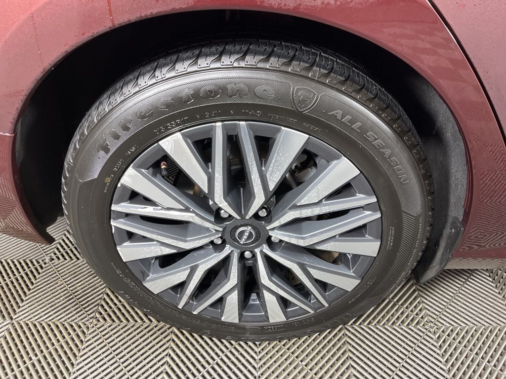 Thumbnail: 2024 Nissan Altima - 12