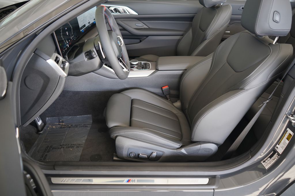 Thumbnail: 2026 BMW 4 Series - 13