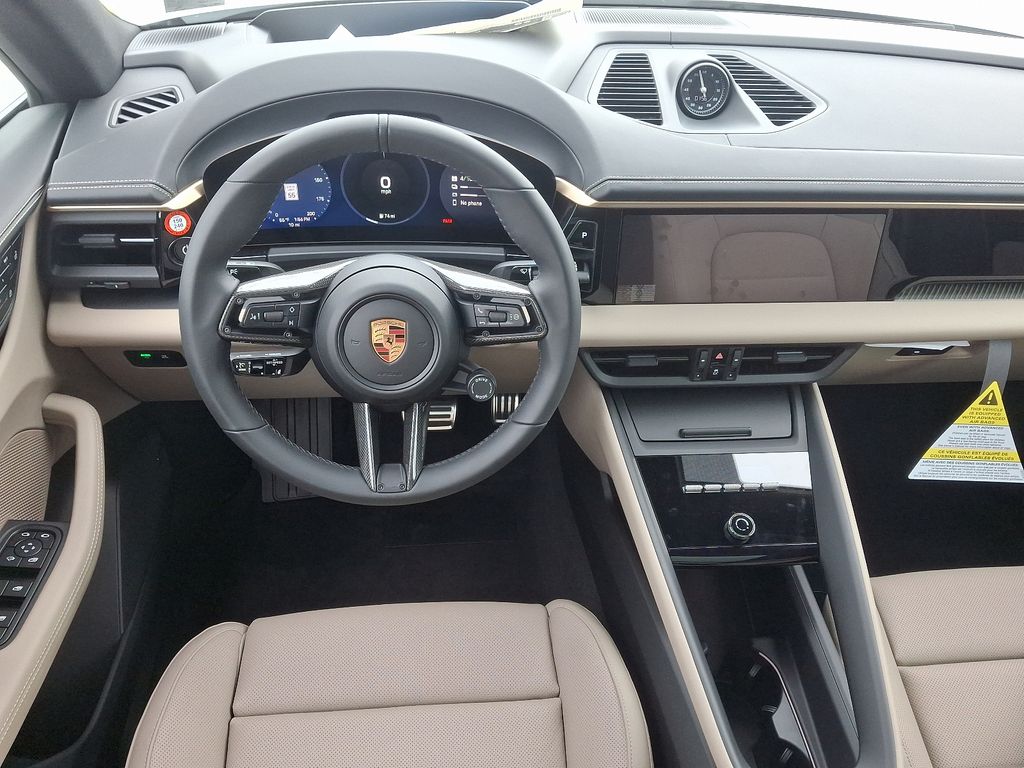 Thumbnail: 2025 Porsche Macan - 12
