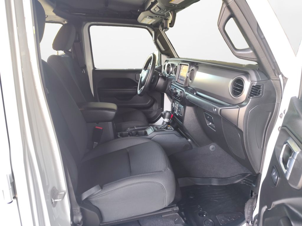 Used Car 2021 Jeep Gladiator  Willys For Sale Under $35,000 In Austin, Texas