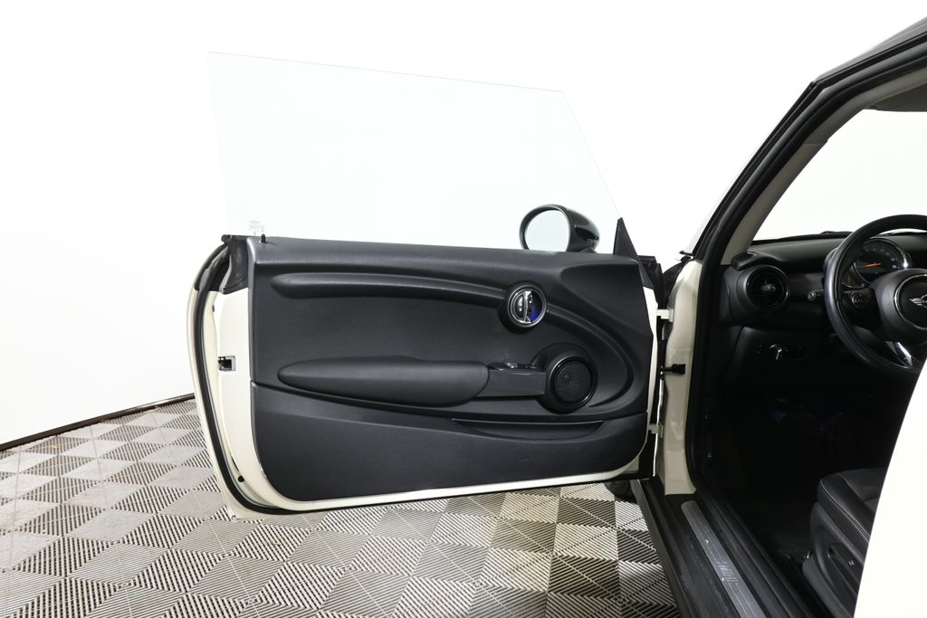 Thumbnail: 2016 MINI Cooper - 29