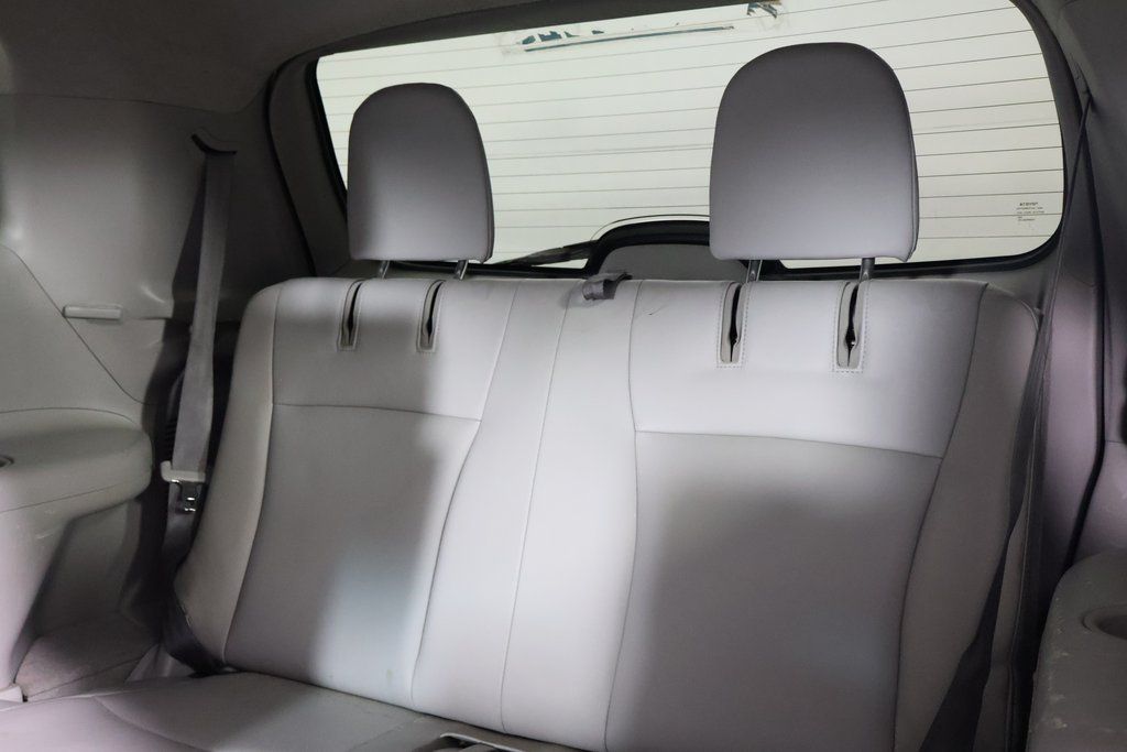 Thumbnail: 2010 Toyota Highlander - 12