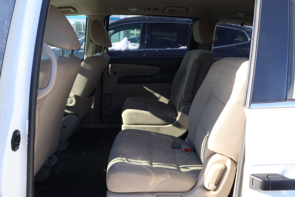 Thumbnail: 2016 Honda Odyssey - 28