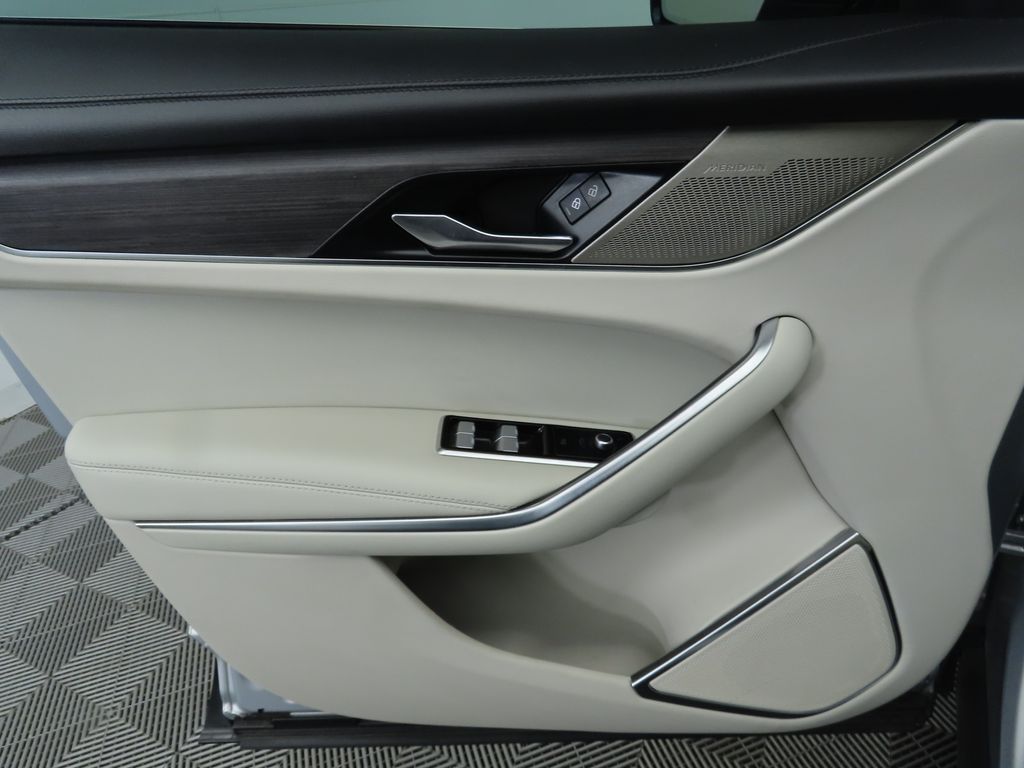 2021 Jaguar F-Pace S 25