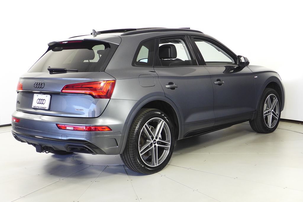 Thumbnail: 2023 Audi Q5 - 7