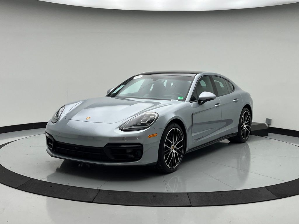 2023 Porsche Panamera 4 -
                Chantilly, VA