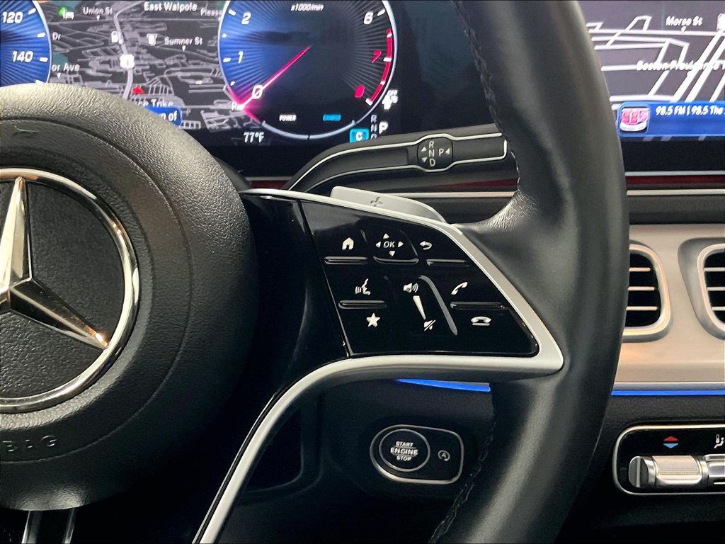 2025 Mercedes-Benz GLE — photo 24
