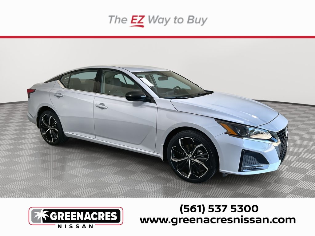 Nissan Altima 2.5 SR AWD