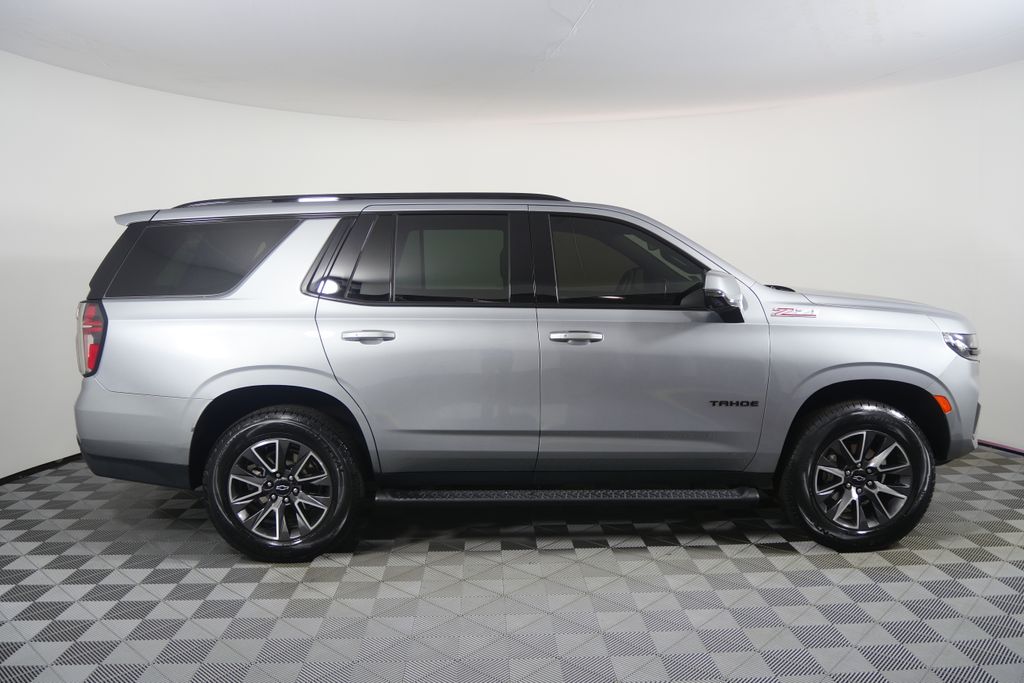 Thumbnail: 2024 Chevrolet Tahoe - 6