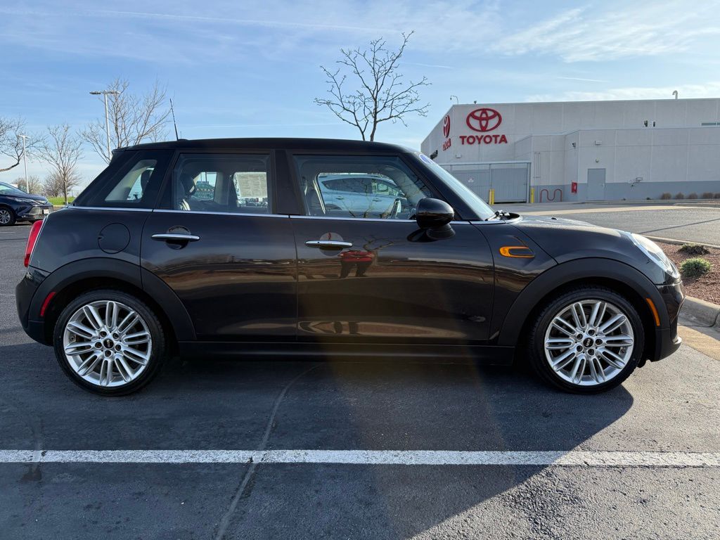 Thumbnail: 2015 MINI Cooper - 6
