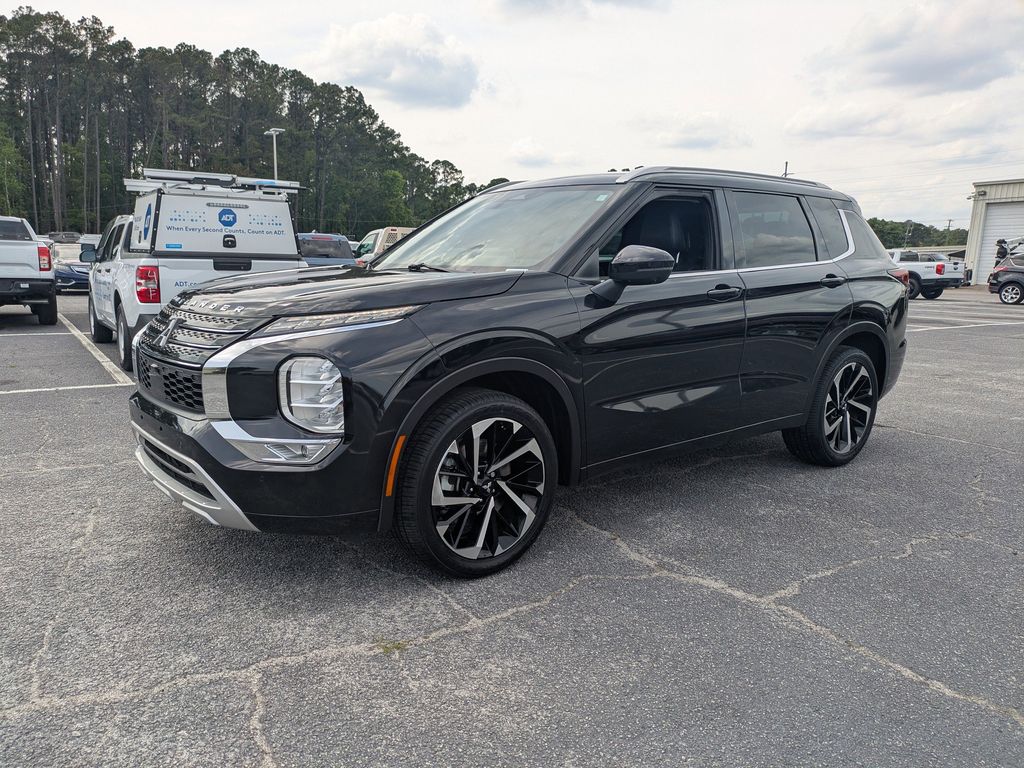2022 Mitsubishi Outlander SEL Special Edition 2WD