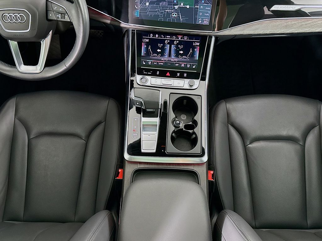 Thumbnail: 2023 Audi Q7 - 17
