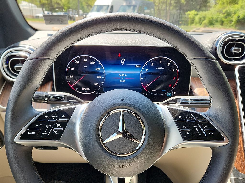 Thumbnail: 2026 Mercedes-Benz GLC - 18