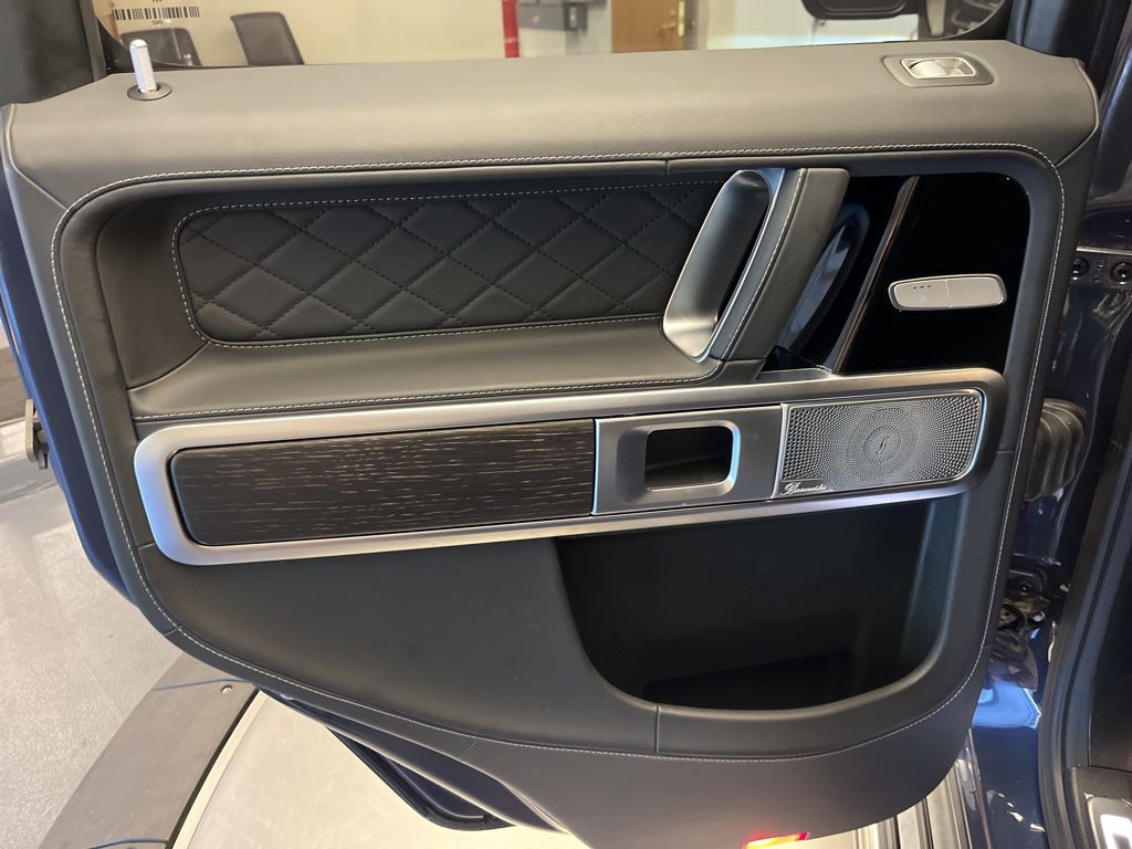 Thumbnail: 2025 Mercedes-Benz G-Class - 25