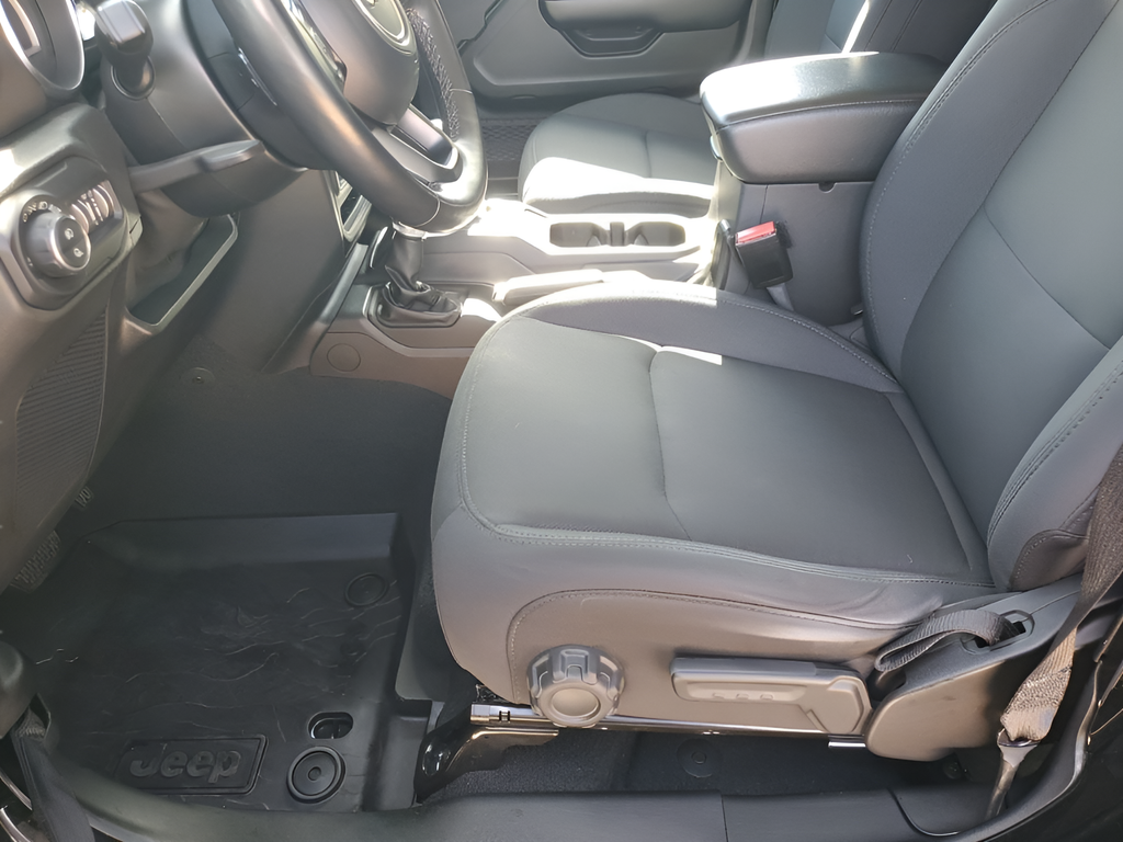 Used Car 2021 Jeep Gladiator  Sport For Sale Under $35,000 In Austin, Texas