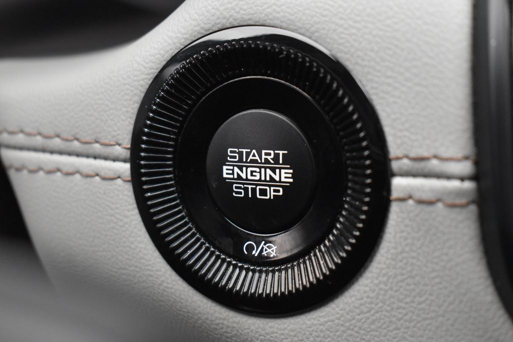 Thumbnail: 2025 Jeep Compass - 18