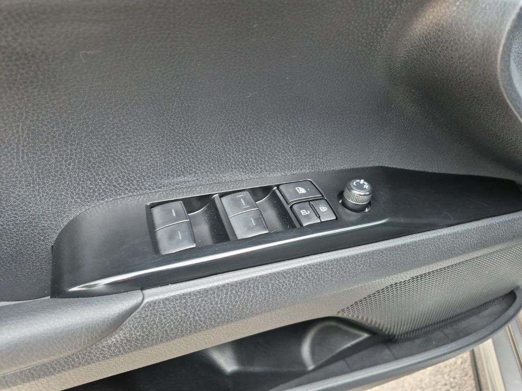 Used Car 2025 Toyota Camry  Se For Sale Under $30,000 In Austin, Texas