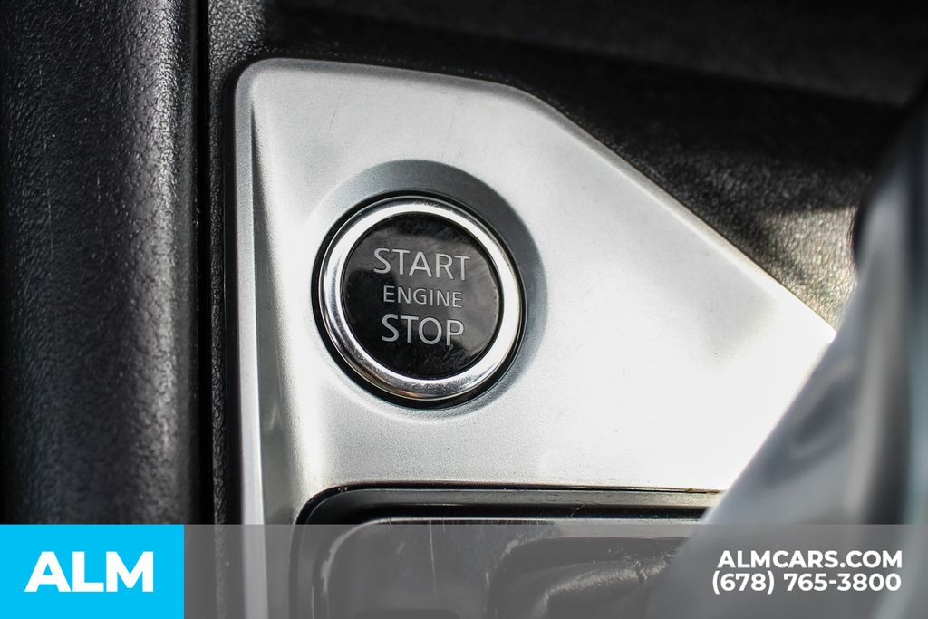 Used 2025 Black Nissan 2.5 SV image 26