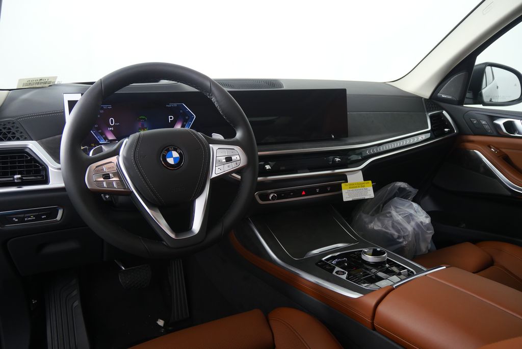 Thumbnail: 2026 BMW X7 - 20