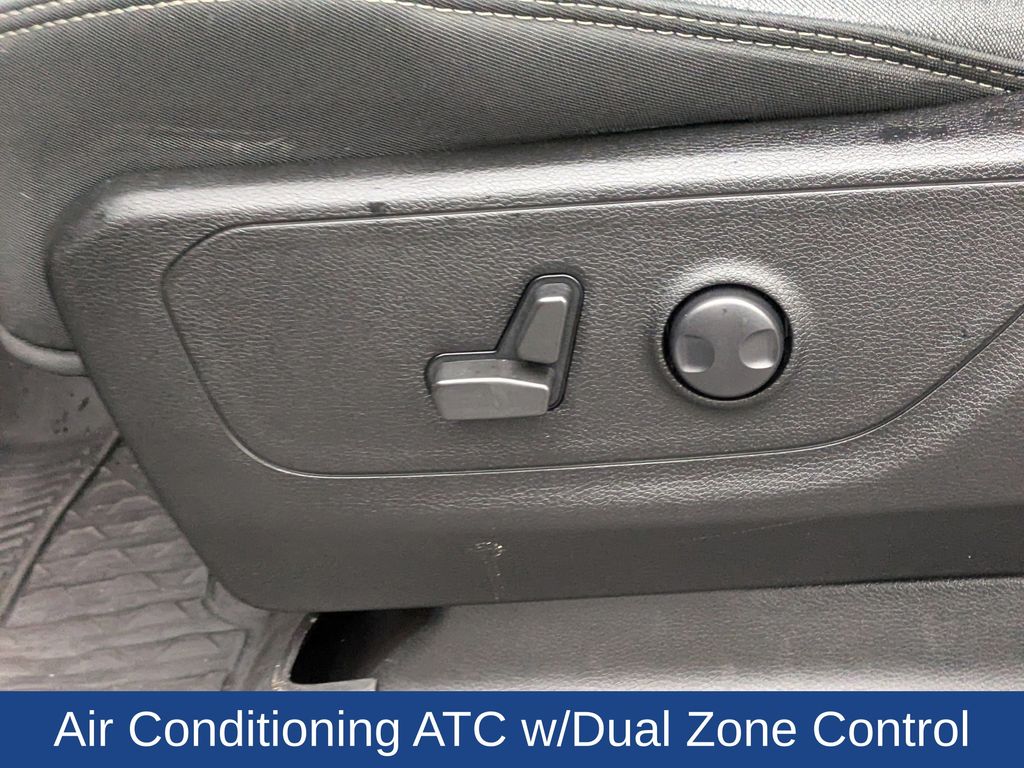 2022 Ram 1500 Big Horn Crew Cab 4x2 5'7" Box