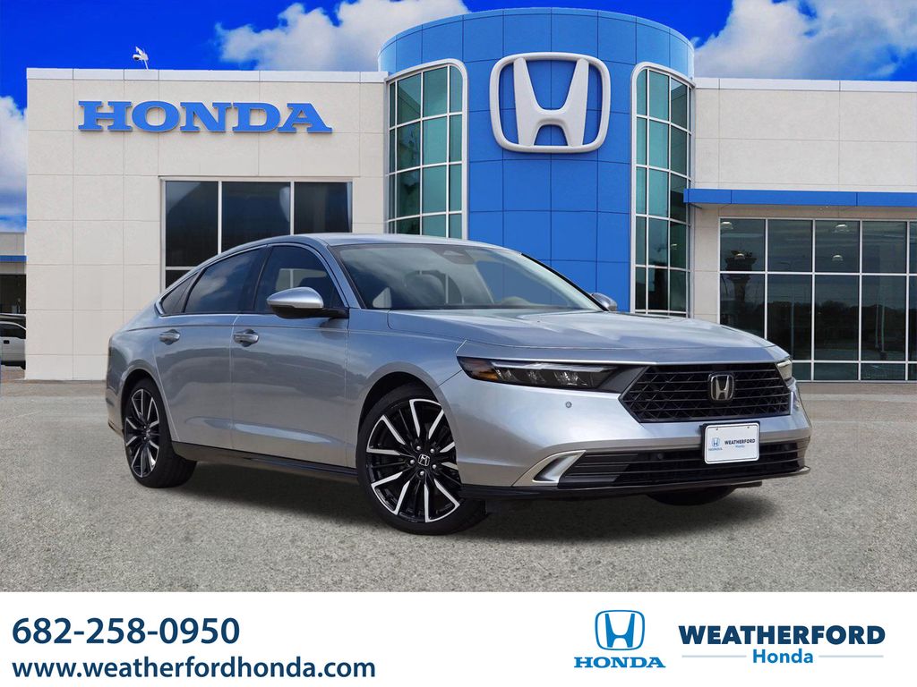 2025 Honda Accord Hybrid Touring's photo