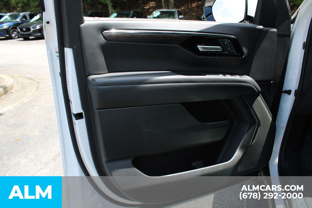 Used 2025 Beige Chevrolet Z71 image 12