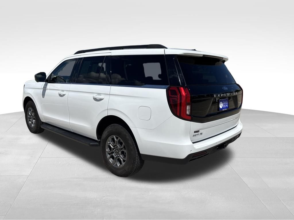 Used 2025 Ford Expedition SUV