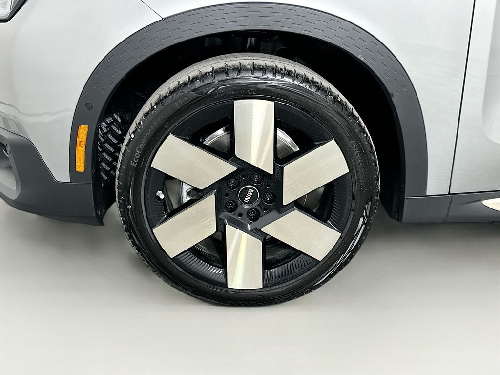 2025 MINI Cooper Countryman Base 23