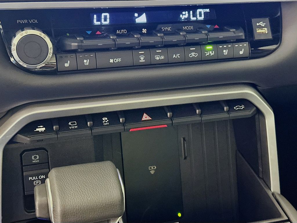 Thumbnail: 2025 Toyota Tundra - 16