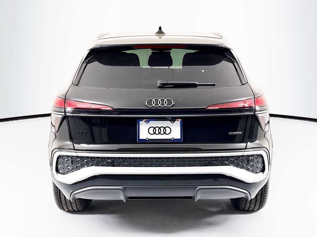 Thumbnail: 2026 Audi Q3 - 6