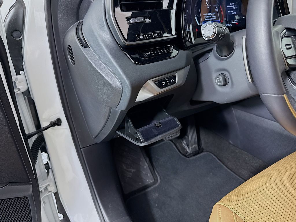 Thumbnail: 2025 Lexus RX - 10