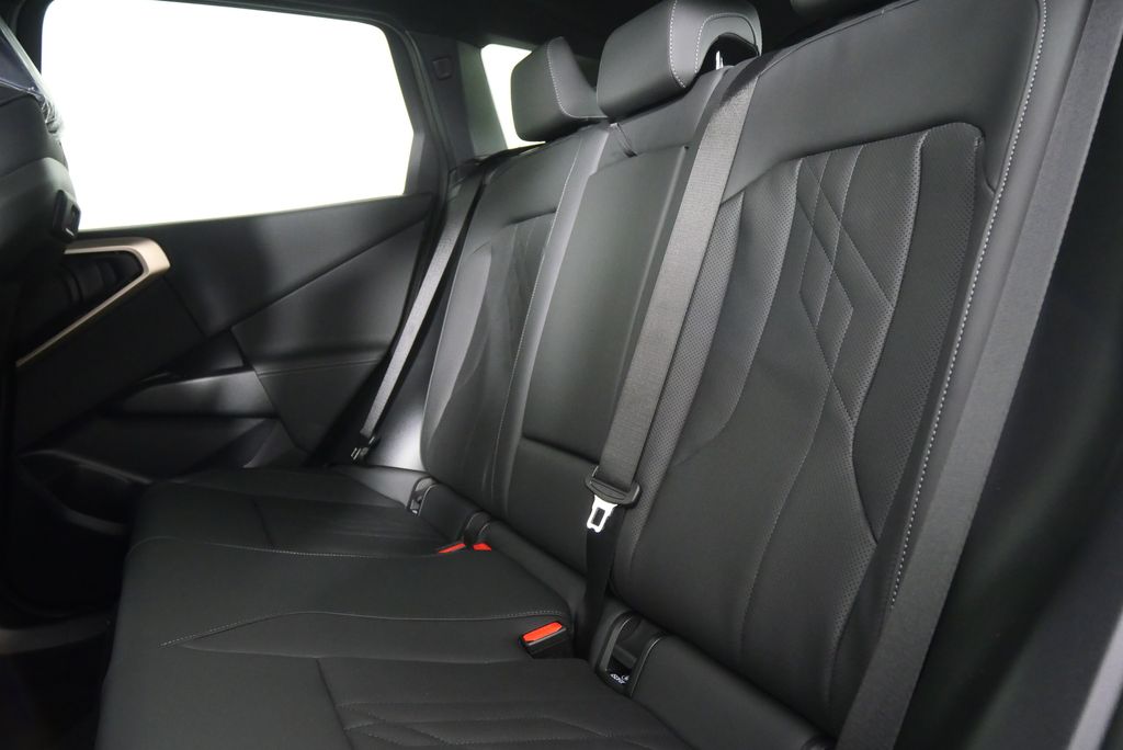 Thumbnail: 2025 BMW X3 - 15