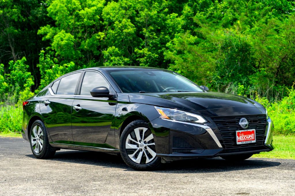 Used Car 2024 Nissan Altima  2.5 S For Sale Under $20,000 In Taylor, Texas