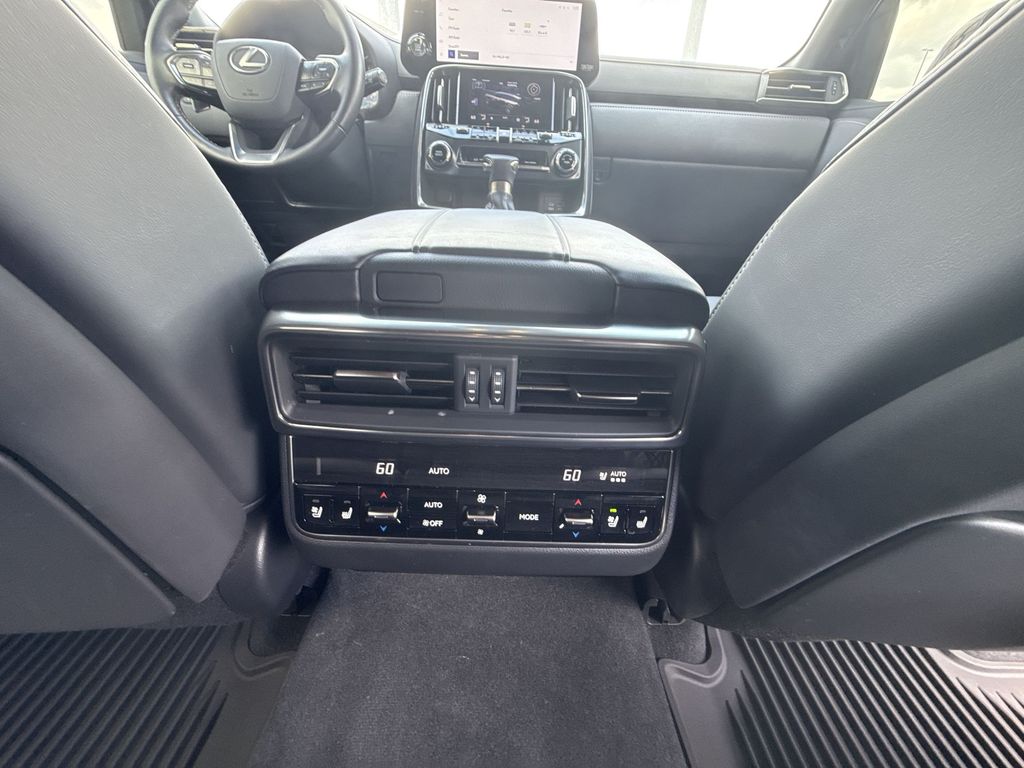 Thumbnail: 2024 Lexus LX - 18