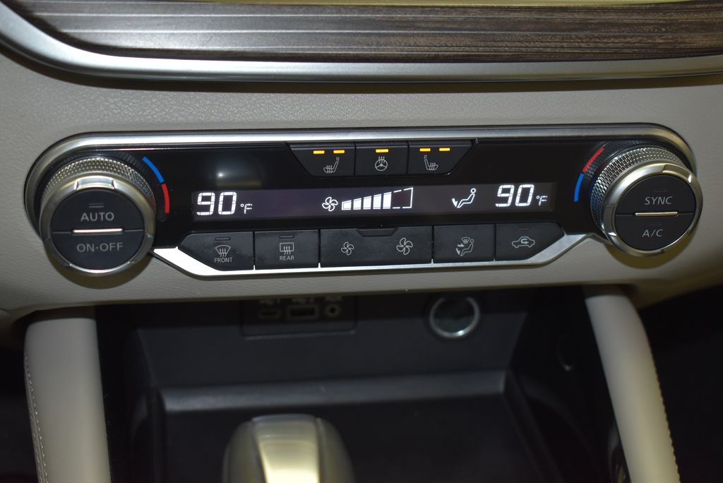 2022 Nissan Altima SL 23