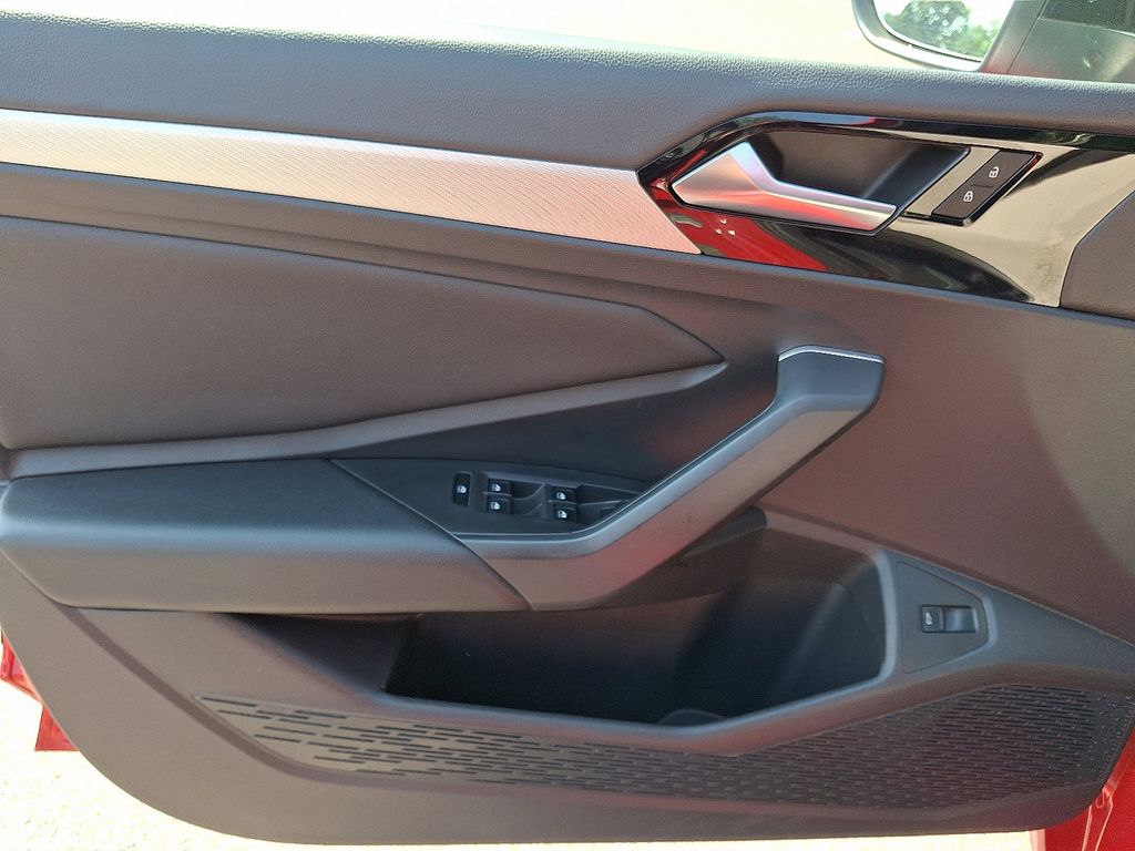 Thumbnail: 2020 Volkswagen Jetta - 12
