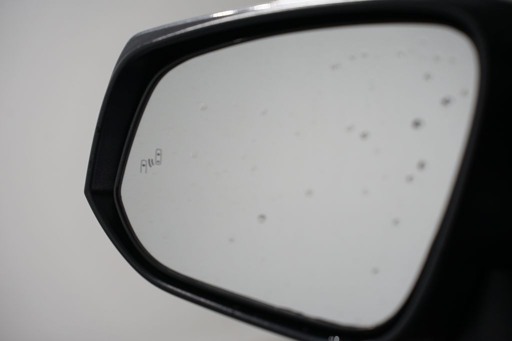 Thumbnail: 2025 Toyota RAV4 - 26