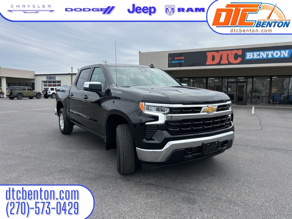 2025 Chevrolet Silverado 1500 LT Crew Cab 4WD