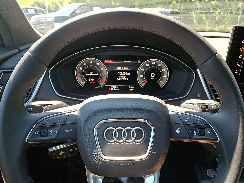 Thumbnail: 2025 Audi Q5 - 20