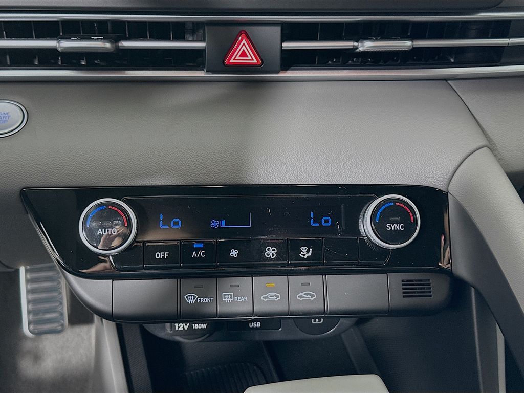 Thumbnail: 2025 Hyundai Elantra - 13