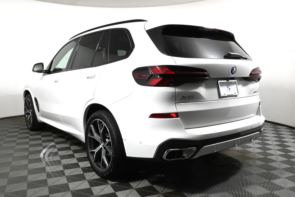 Thumbnail: 2026 BMW X5 - 5