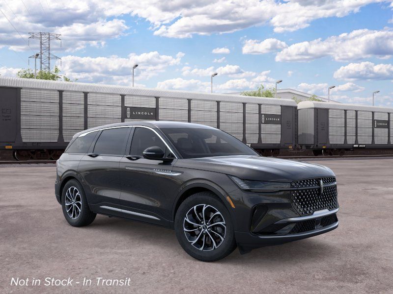 Thumbnail: 2026 Lincoln Nautilus - 7