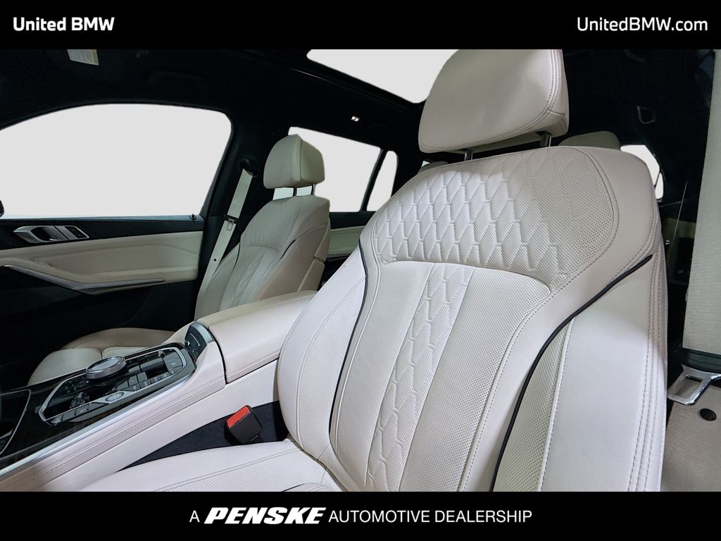 Thumbnail: 2024 BMW X7 - 5