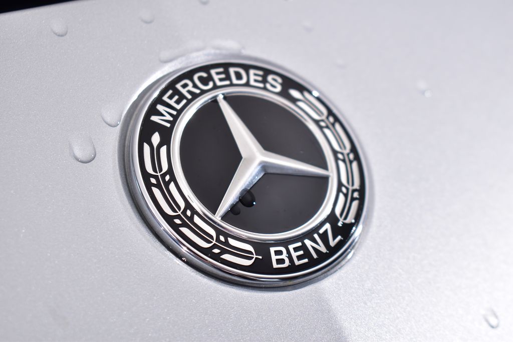 Thumbnail: 2019 Mercedes-Benz S-Class - 10