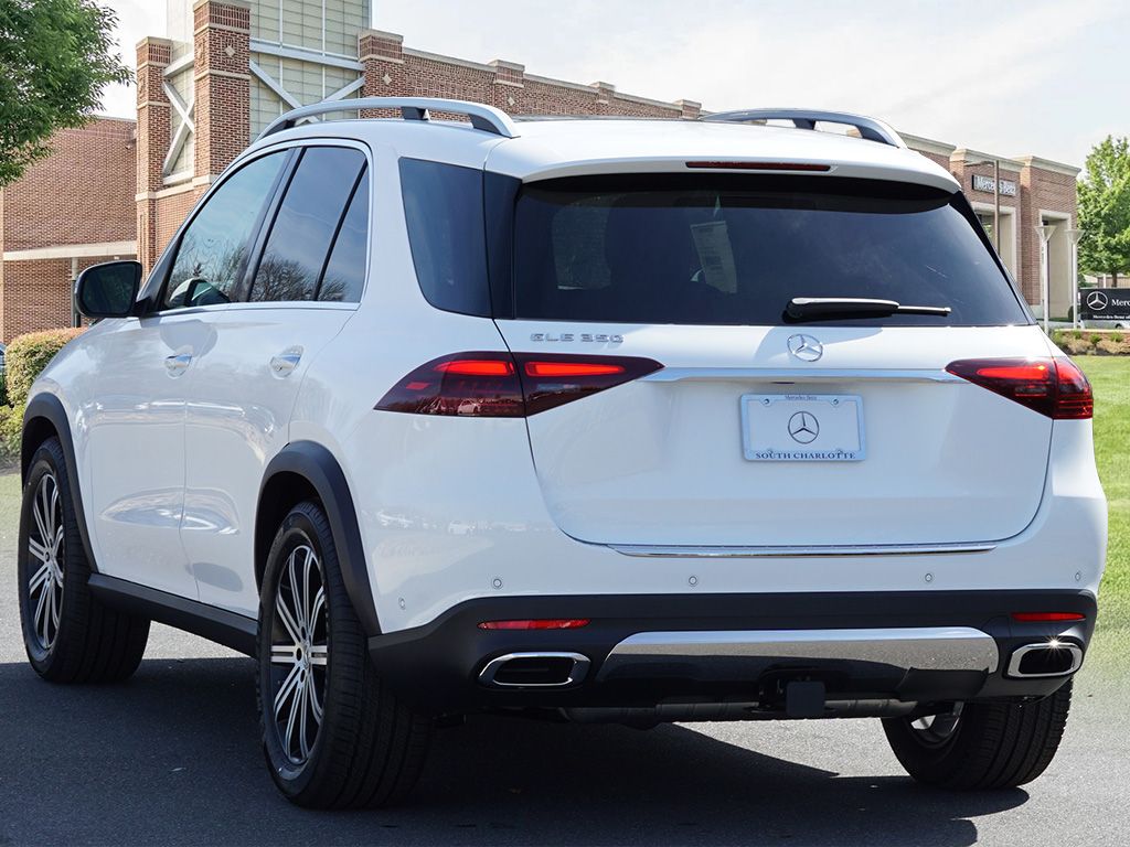 Thumbnail: 2026 Mercedes-Benz GLE - 7
