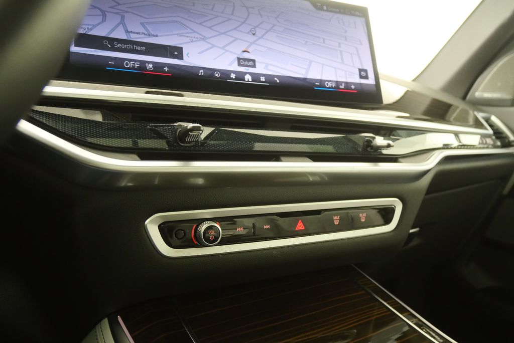 Thumbnail: 2026 BMW X5 - 27