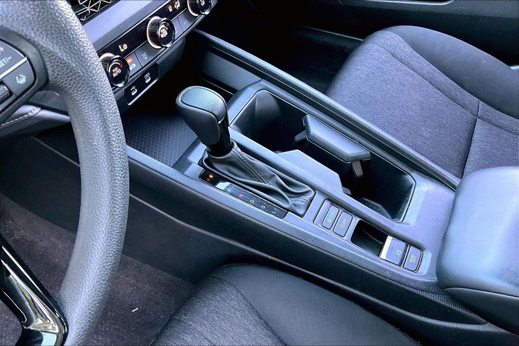 2023 Honda Accord LX - Photo 12