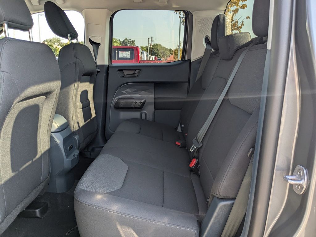 2025 Ford Maverick XL