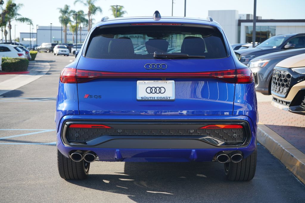 Thumbnail: 2025 Audi SQ5 - 4